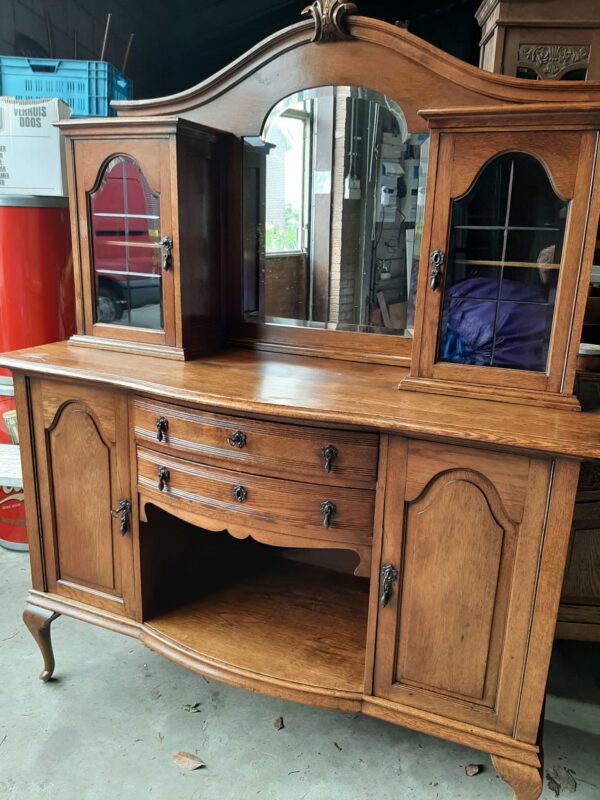 Afbeelding van WhatsApp op 2024-07-31 om 20.02.01_817a545a Buffet kast